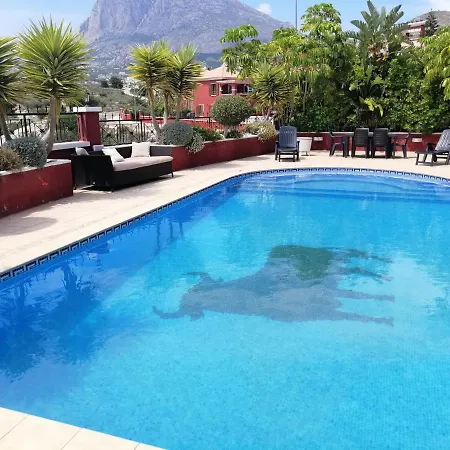 El Toro Castillo Villa *